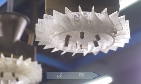 檢查模型的尺寸、外觀，組蠟樹